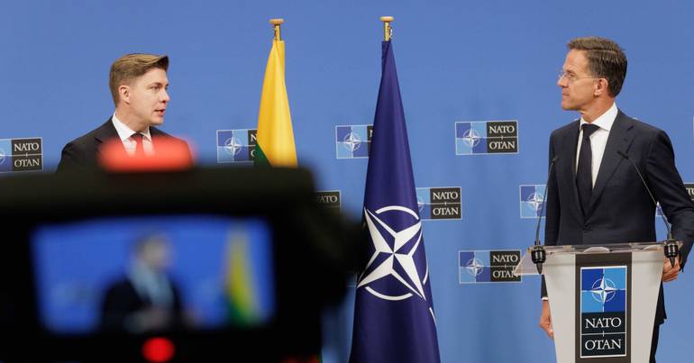 NATO: ataques híbridos de Moscovo não enfraquecerão Ucrânia