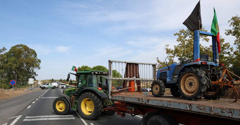 Agricultores de Serpa ameaçam marcha em Lisboa
