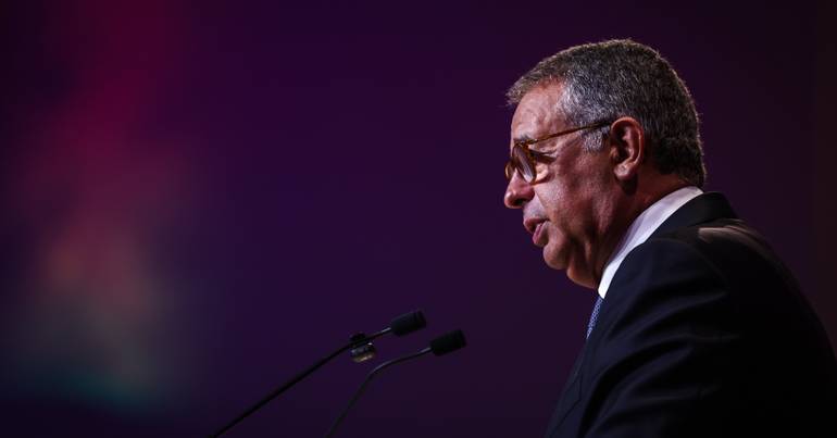 Seguro pede "grande convergência" na Saúde e Habitação