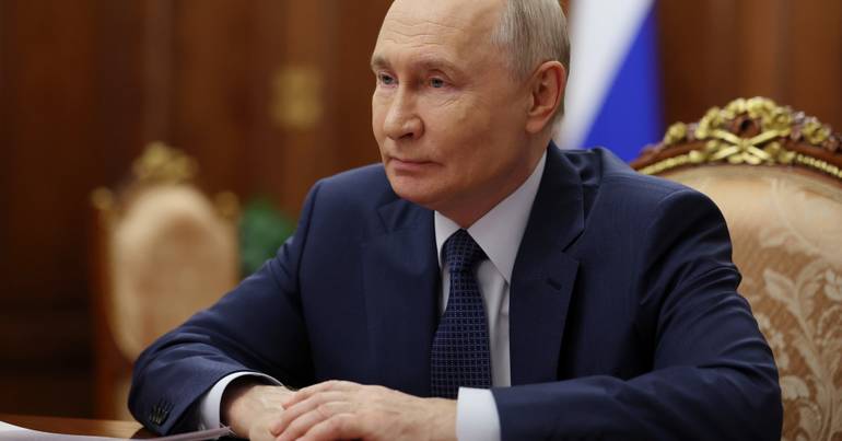 Putin reforça exército com mais 15.500 militares