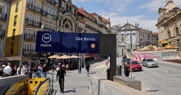 Projeto fomenta adesão ao transporte público no Porto