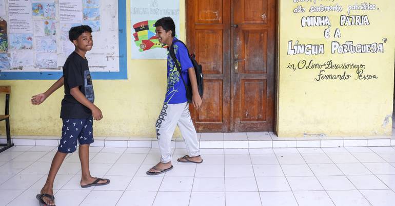 Timor-Leste revê currículo do secundário com ONU