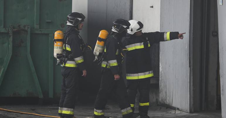 Incêndio destrói totalmente salsicharia em Alcáçovas