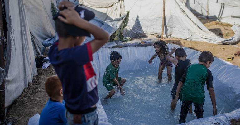 ONU. Quase metade das crianças refugiadas não vão à escola