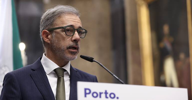 Porto Mayor Vows Relentless Response to Housing Encampment