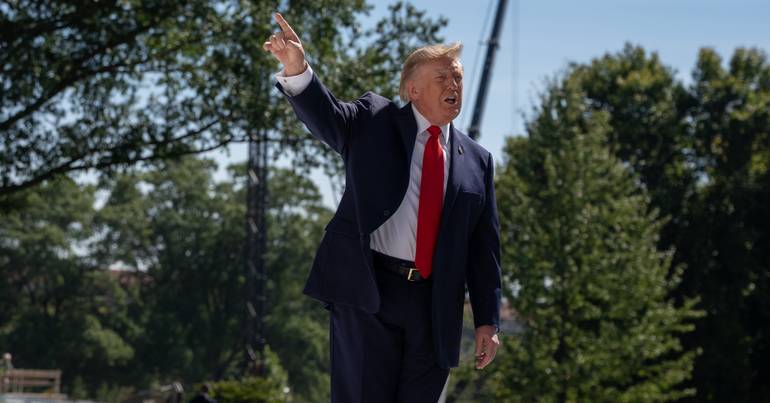 Trump ameaça atacar Irão por voo Flydubai