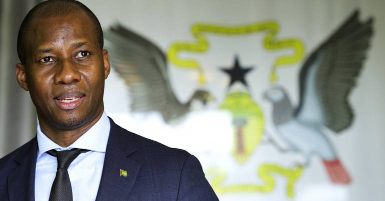 São Tomé e Príncipe. Rotura de gasolina e petróleo doméstico
