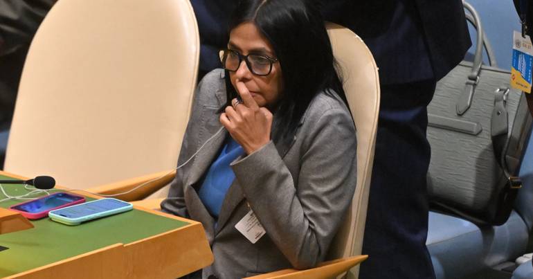 Delcy Rodríguez reconhece "uso abusivo" de lei contra o ódio