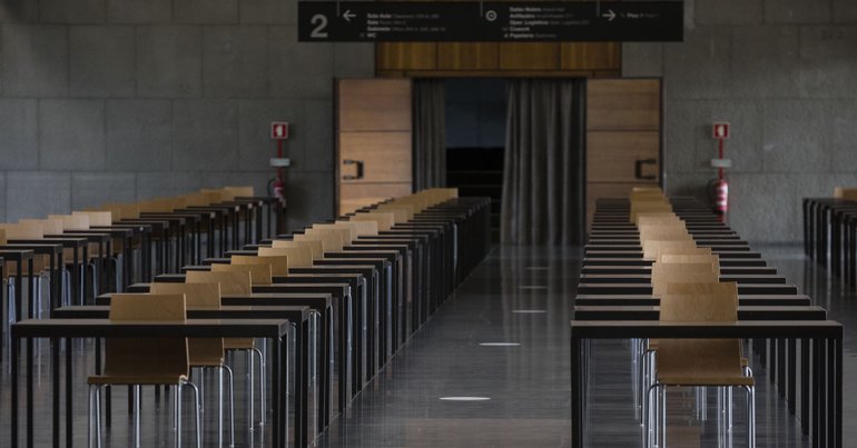 Governo negoceia pagamento de licença a trabalhadores que queiram estudar - Vimarsana News