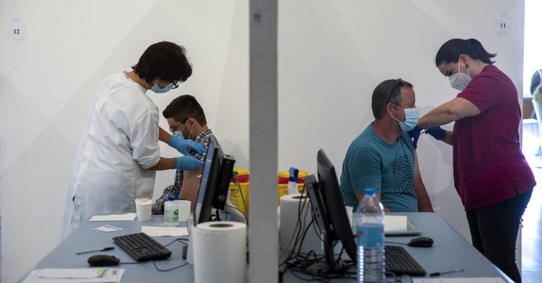 Portugal administrou um milhão de vacinas na última semana - Vimarsana News