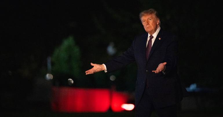Trump: "Deixem o Irão arrasar Los Angeles ou San Diego"