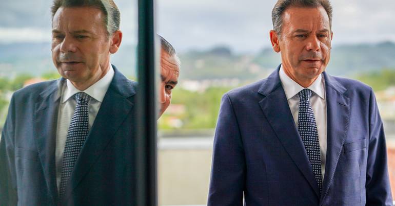 PM: governo está a fazer esforço perante custo de vida