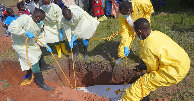 Ébola. Epidemia ultrapassa a barreira dos 4.000 mortos
