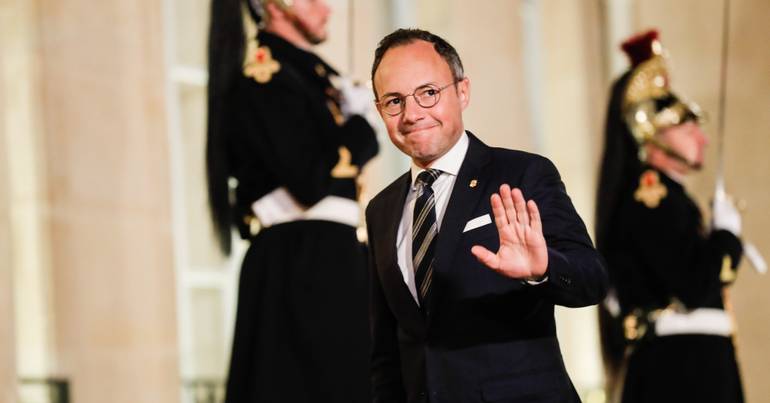 Luca Niculescu nomeado primeiro-ministro da Roménia