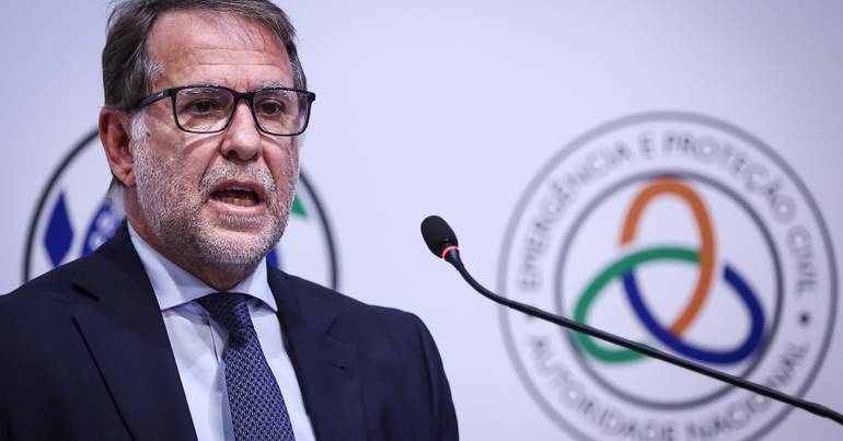 CPI à PJ suspensa durante debate do OE2027