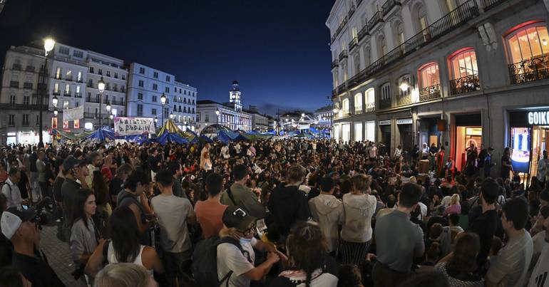Desemprego em Espanha sobe para 10,18% no terceiro trimestre