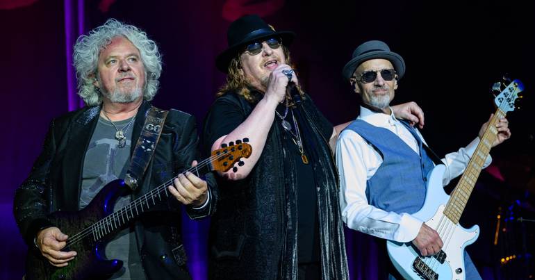 Toto e Todd Rundgren em julho nos Jardins do Marquês