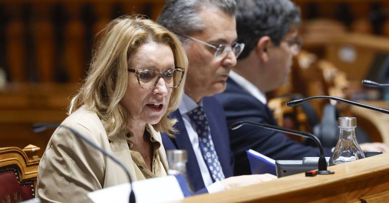 Segurança Social. Ministra defende "pacto de regime"