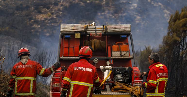 Luto municipal por morte de bombeiro de Rebordosa