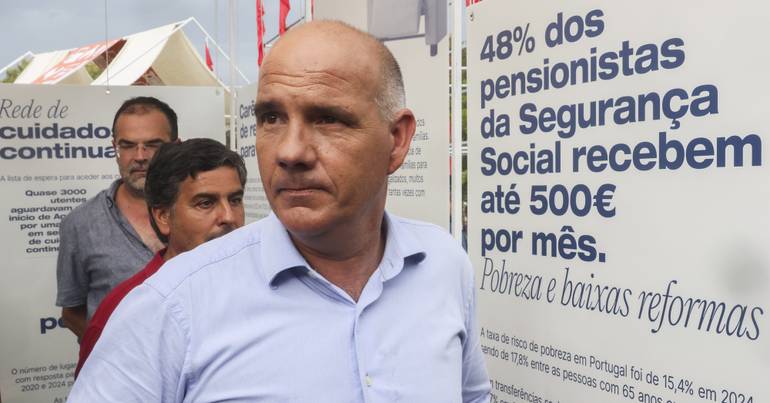 PCP leva custo de vida ao Parlamento a 16 de outubro