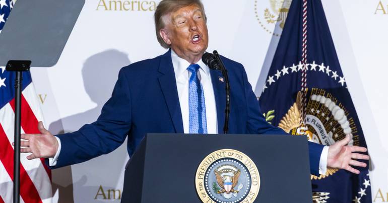 Trump e líderes da IA mudam nome para "Super Inteligência"