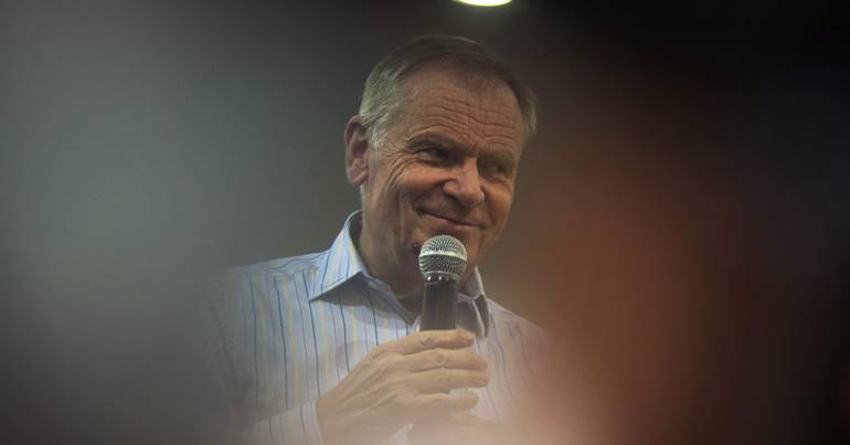 Morreu aos 86 anos o escritor e ex-político Jeffrey Archer
