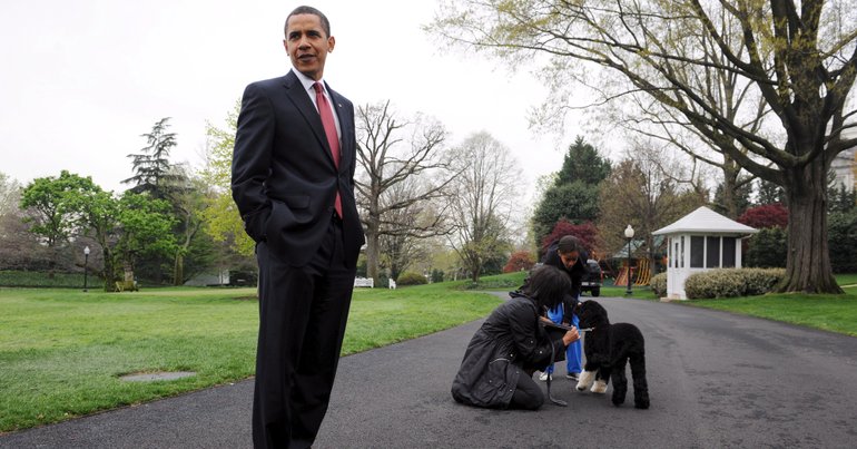 Livro de memórias de Barack Obama adaptado em edição para jovens adultos - Vimarsana News