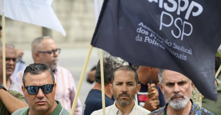 Sindicato da PSP realiza primeiro protesto esta segunda