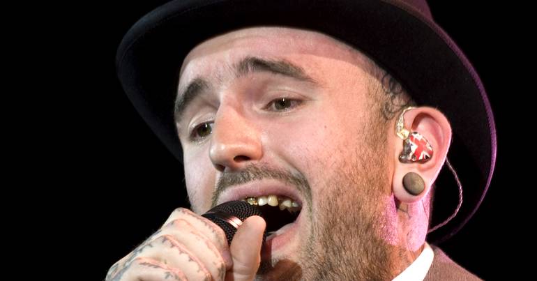 Vencedor do The Voice nos Países Baixos encontrado morto O meu querido irmão mais novo faleceu hoje… Nunca senti uma dor como esta antes… Que dia terrível para todos nós…
