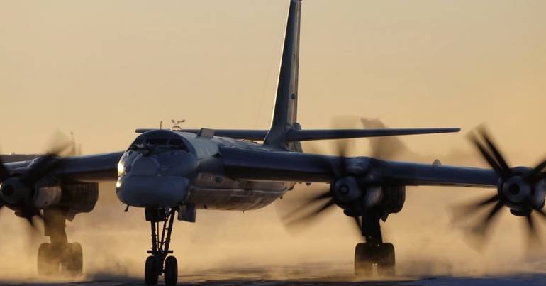 Rússia. Queda de avião militar mata seis pessoas