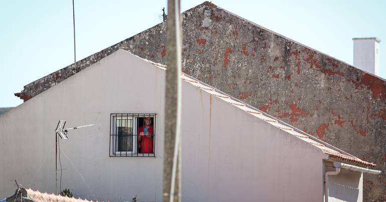 Família detida por homicídio a tiro na Serafina