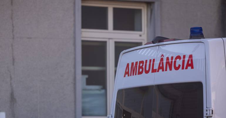 Homem encontrado morto num hostel no centro da Ericeira