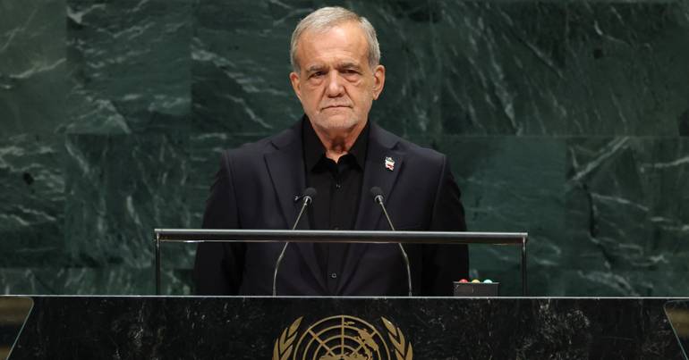 "Ninguém pode obrigar o Irão a render-se", diz Pezeshkian