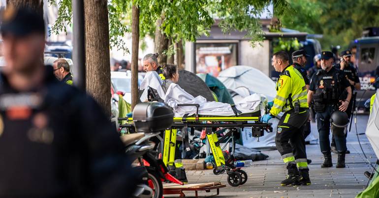 Mulher de 87 anos despejada em Madrid à quarta tentativa