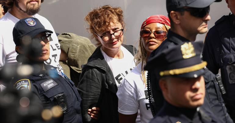 ONU. Susan Sarandon detida em protesto contra Netanyahu