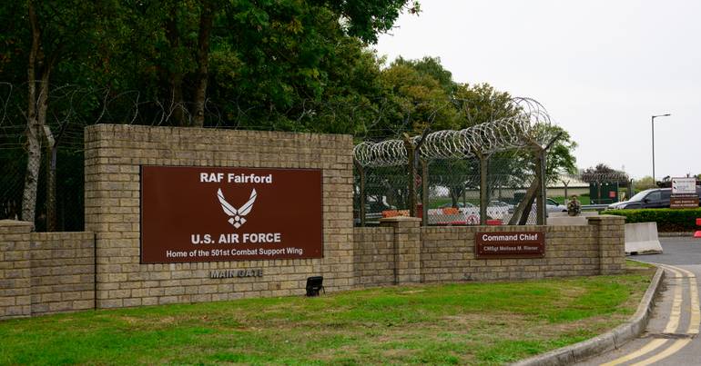 Explosivos. O que é a base RAF Fairford?