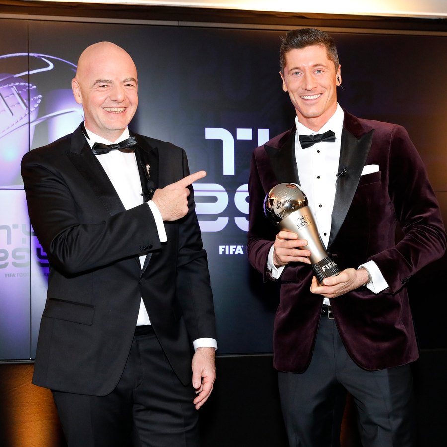 Lewandowski é eleito pela FIFA o melhor jogador do mundo de 2020/2021 – O  Presente