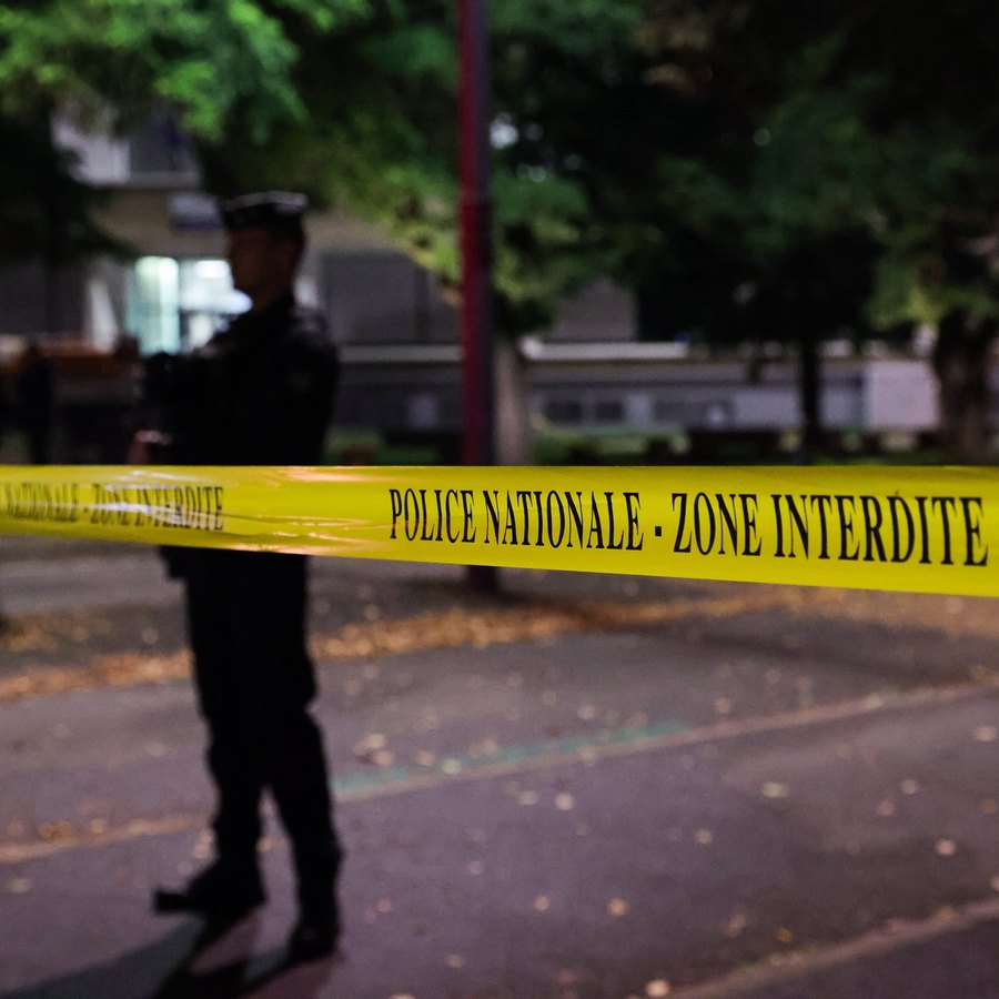 Escola de Arras, em França, evacuada devido a ameaça de bomba