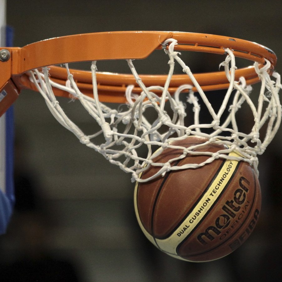 Basquetebol: Portugal volta a perder para a França (56-69) e o sonho da  qualificação complica-se - JPN