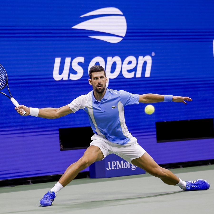 Djokovic bate americano de 20 anos e fica a um passo do tetra no US Open, tênis