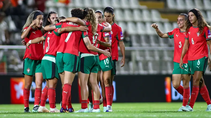Agora sim, o Brasil está à distância de 180 minutos: Portugal vence Irlanda do Norte e vai defrontar a Islândia por uma vaga no Mundial