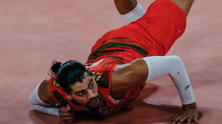 A melhor versão que só apareceu na despedida anunciada: Portugal perde com bicampeã olímpica França e cai nos oitavos do Europeu