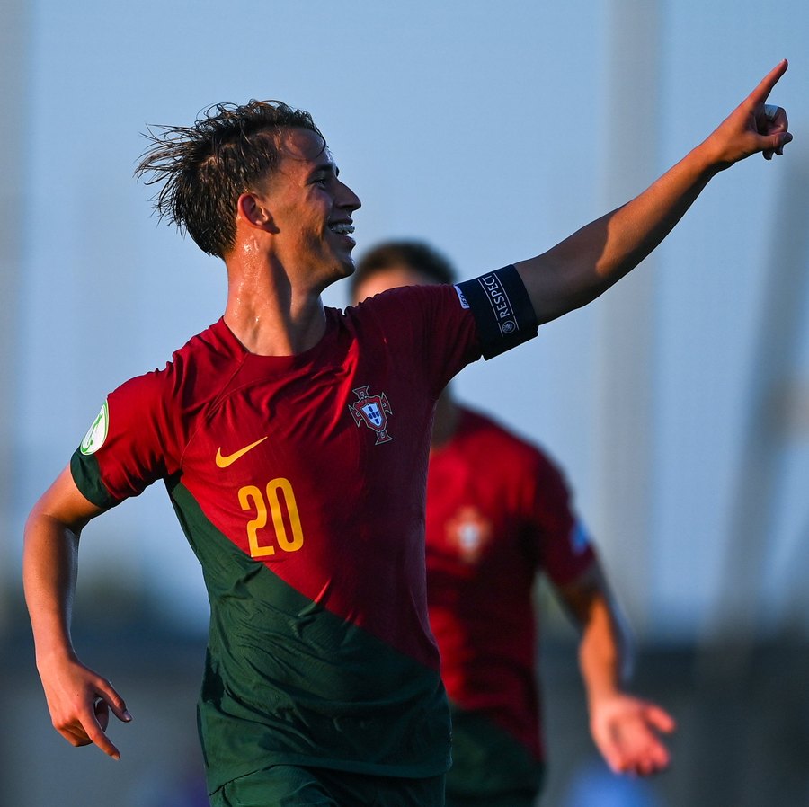 Hugo, muito mais do que o irmão de João Félix: Portugal começa Europeu Sub- 19 com vitória frente à Polónia – Observador