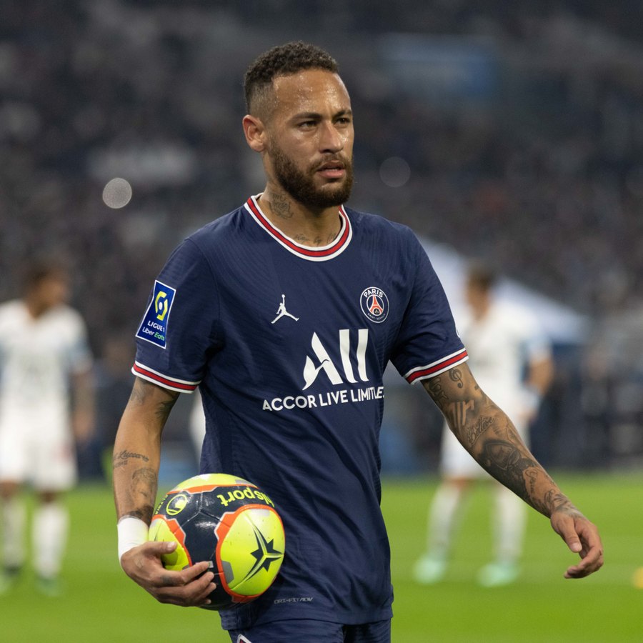 Neymar diz que joga a sua “última Copa do Mundo” em 2022. “Não sei se vou  ter mais condição de cabeça para aguentar mais o futebol”, diz – Observador