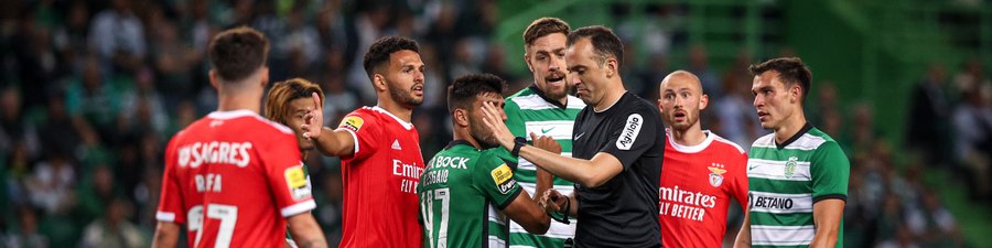 Bloqueios e foras de jogo: porque é que o golo de João Neves no Sporting -  Benfica deveria ter sido anulado