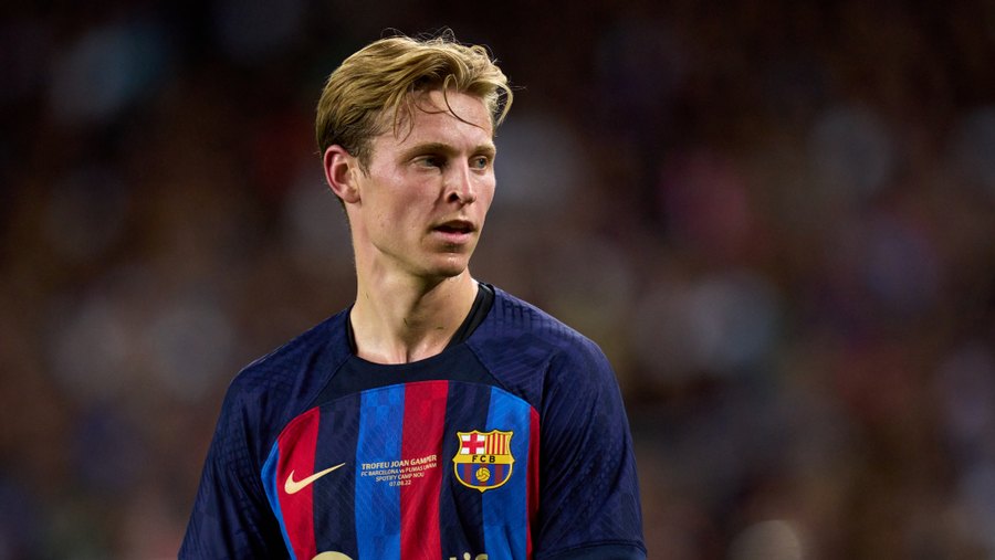 Jogador de 17 anos do Barcelona vive conto de fadas - Futebol - Correio da  Manhã