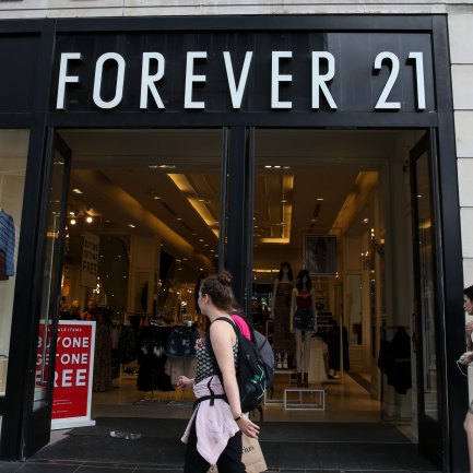Forever 21 está à beira da falência, Economia, forever 21 brasil 