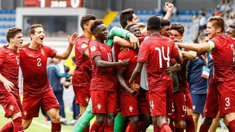 Euro-2016: Com dois de Cristiano, Portugal arranca empate e vai às